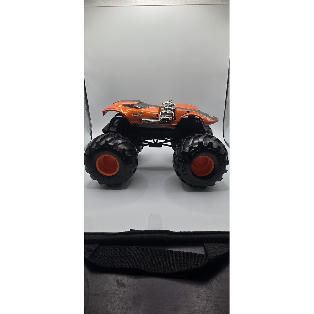 Hot Wheels‎ Monster Trucks Battery Operated Toy Vehicle for Ages 3-11 Years
